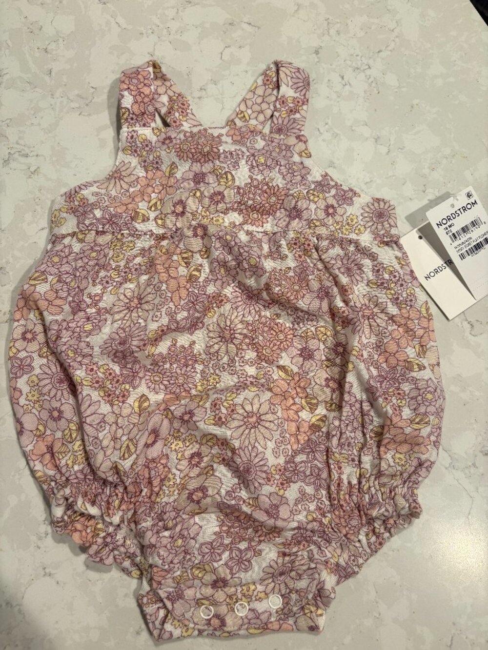 NWT Nordstrom Ivory Egret Flat Flowers Infant Girls' Cross back Bubble 18 months
